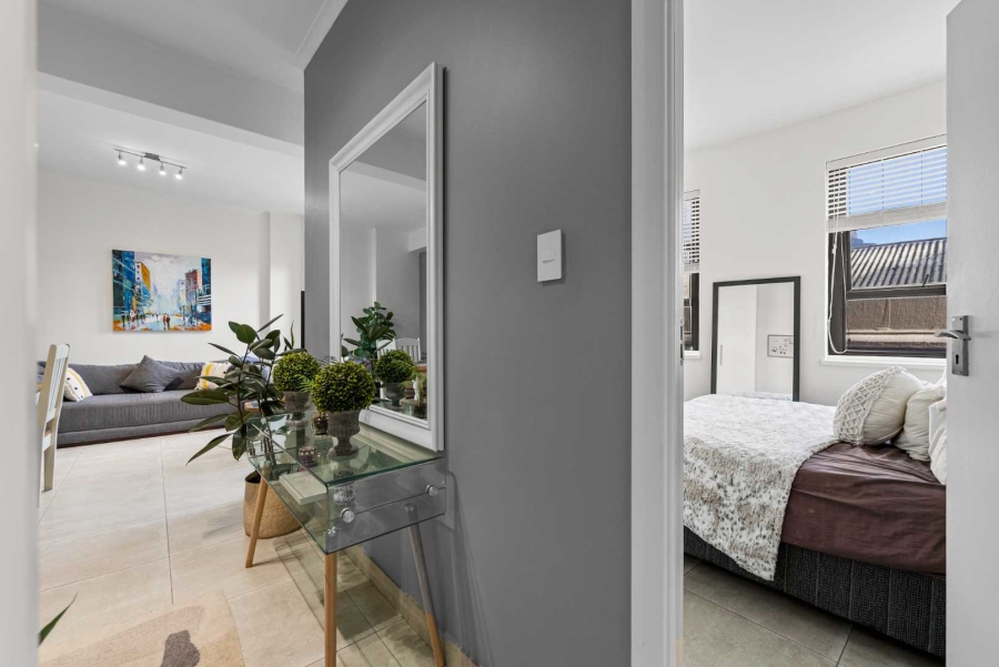 2 Bedroom Property for Sale in Cape Town City Centre Western Cape